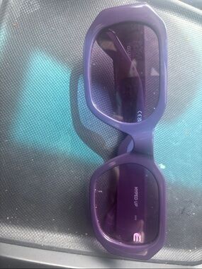 Purple Oversized Square Sunglasses - HYPED UP by Quay